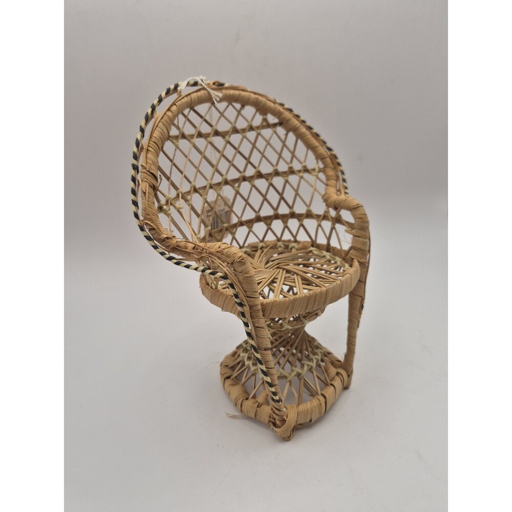 Vintage 8“ WICKER DOLL Miniature CHAIR Rattan Peacock Fan Back